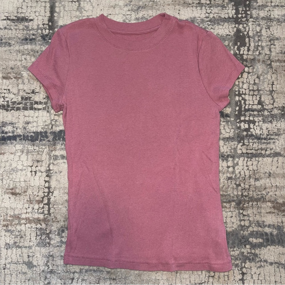 lightly worn top